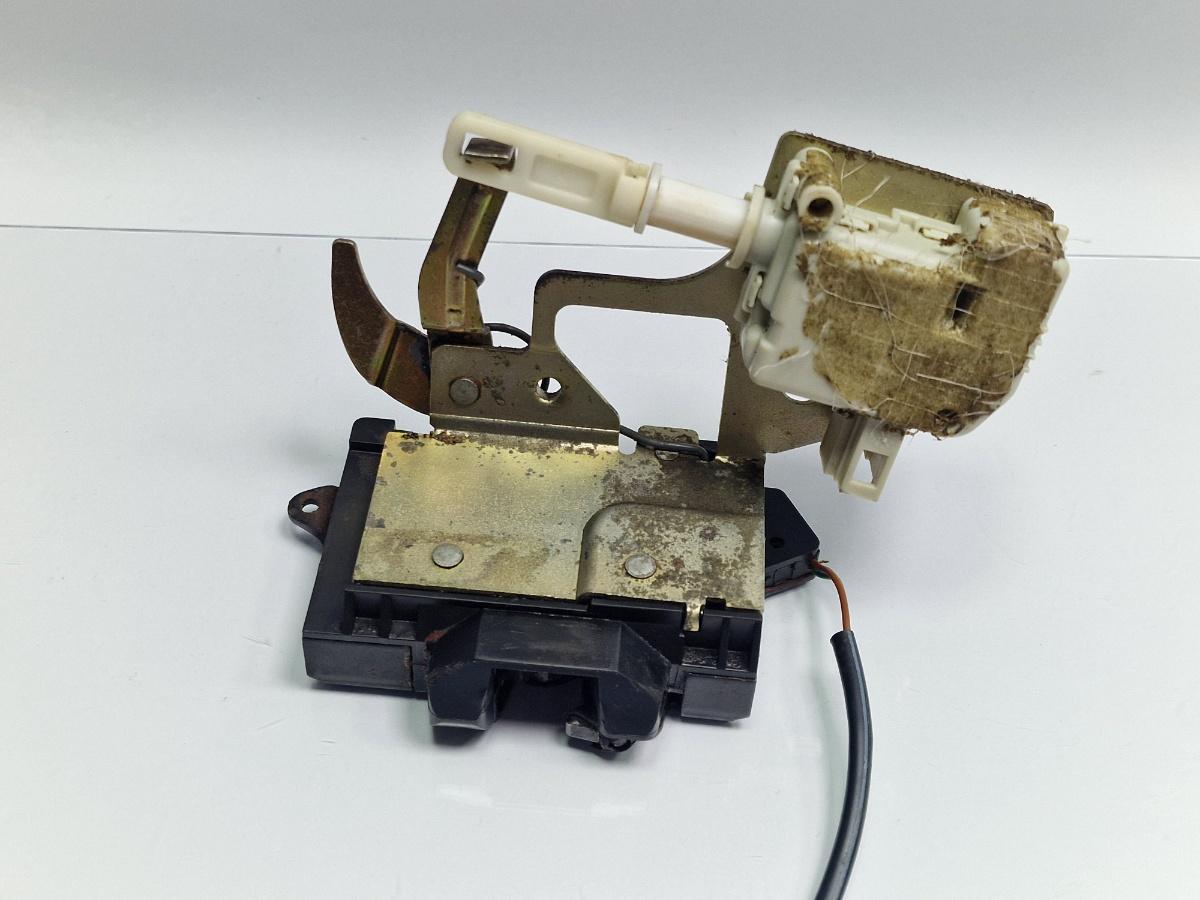 Broasca haion cu actuator VOLKSWAGEN SHARAN 7M8, 7M9, 7M6 1995 - 2010 1.9 TDI AUY, BVK 7M1827501