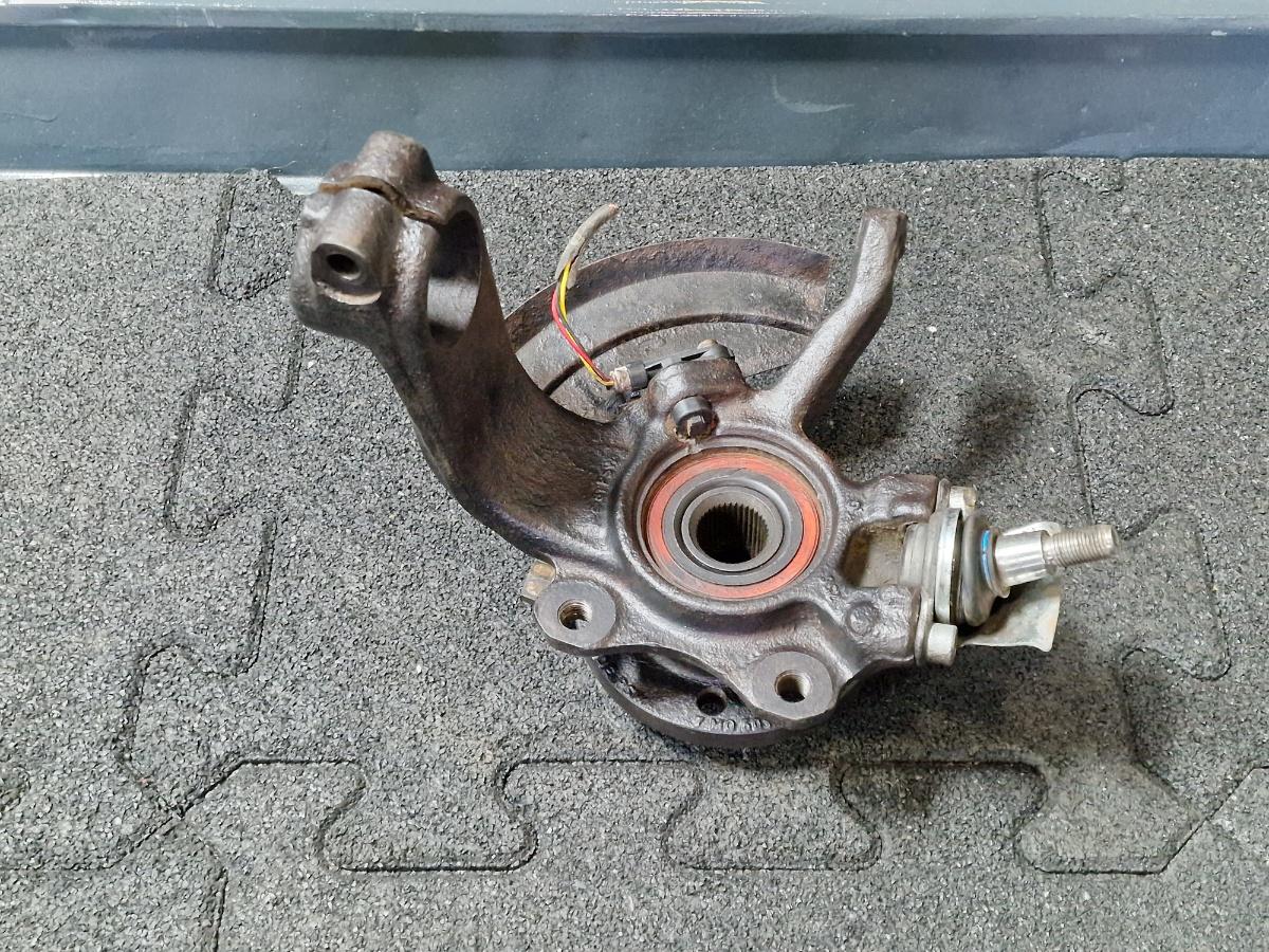 Fuzeta dreapta fata VOLKSWAGEN SHARAN 7M8, 7M9, 7M6 1995 - 2010 1.9 TDI AUY, BVK 7M0407256G