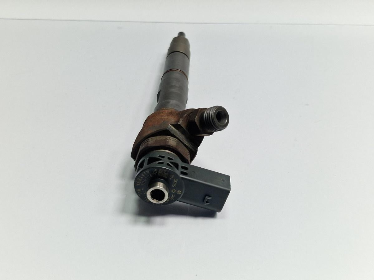 Injector combustibil VOLKSWAGEN GOLF VII 5G1 2012 -> 2.0 TDi BlueMotion BOSCH 04L130277E