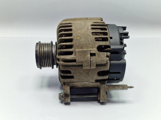 Alternator 140A VOLKSWAGEN TRANSPORTER V Box 7HA, 7HH, 7EA, 7EH 2003 -> 1.9 TDI BRS Valeo 06F903023C