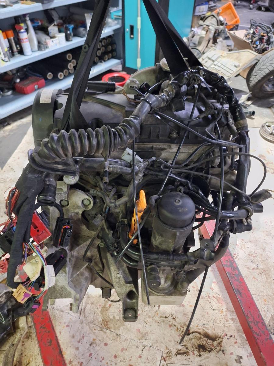 Motor 1.9 TDI 96 kw AWX VOLKSWAGEN PASSAT 3B3 2000 - 2005