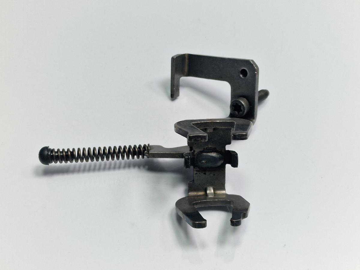 Furca cuplare marsarier VOLKSWAGEN POLO 9N_ 2001 - 2012 1.4 TDI AMF, BAY 02A311521E