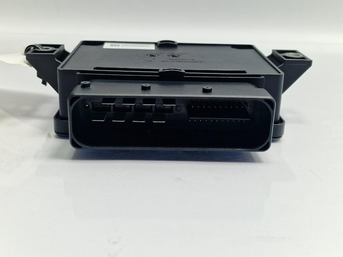 Modul de control frana de mana AUDI A4 IV Avant 8K5, B8 2007 - 2015 2.0 TDI CAGA, CJCA, CMEA, CMFA TRW 32620205 8K0907801H