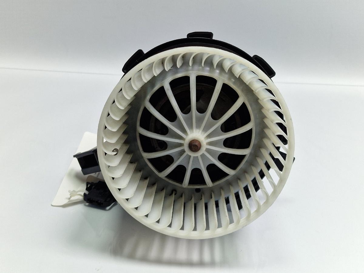 Ventilator aeroterma AUDI A4 IV Avant 8K5, B8 2007 - 2015 2.0 TDI CAGA, CJCA, CMEA, CMFA 8K1820021