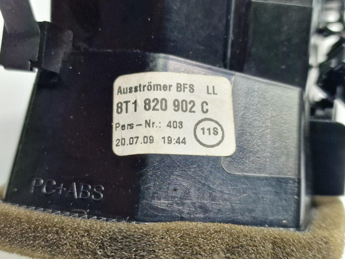 Grila de ventilatie laterala panou de bord dreapta AUDI A4 IV Avant 8K5, B8 2007 - 2015 2.0 TDI CAGA, CJCA, CMEA, CMFA 8T1820902C