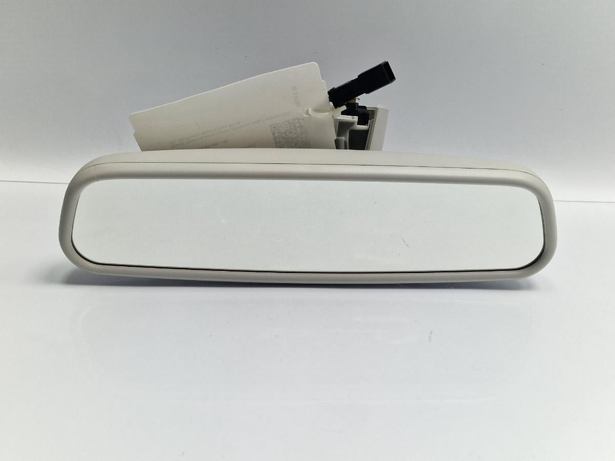Oglinda Retrovizoare (interior) AUDI A4 IV Avant 8K5, B8 2007 - 2015 2.0 TDI CAGA, CJCA, CMEA, CMFA 8R0857511
