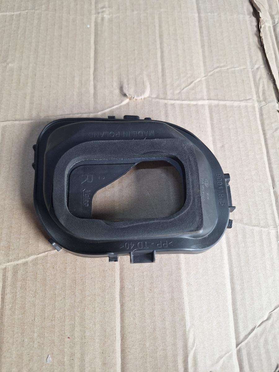 Capac stop dreapta VOLKSWAGEN GOLF VII 5G1 2012 -> 2.0 TDi BlueMotion Valeo 90011875 5G0945258A