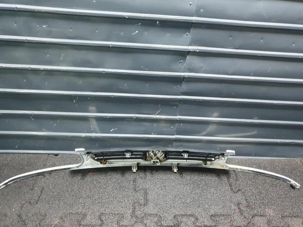 Grila masca radiator VOLKSWAGEN POLO 6N1 1994 - 1999 1.4 60 AEX, AKV, APQ 6N0853661C