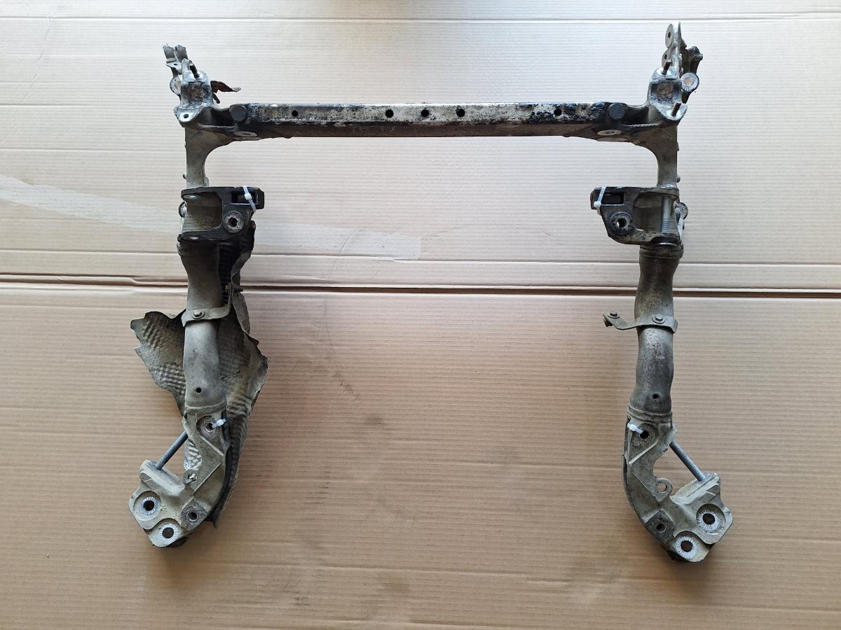 Punte fata jug motor AUDI A4 IV Avant 8K5, B8 2007 - 2011 2.0 TDI CAGA, CJCA, CMEA, CMFA 8T0399315H