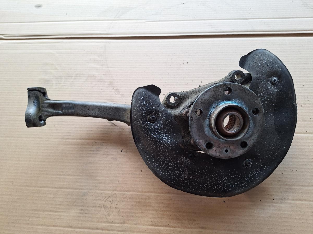 Fuzeta fata stanga AUDI A4 IV Avant 8K5, B8 2007 - 2010 8K0407253R
