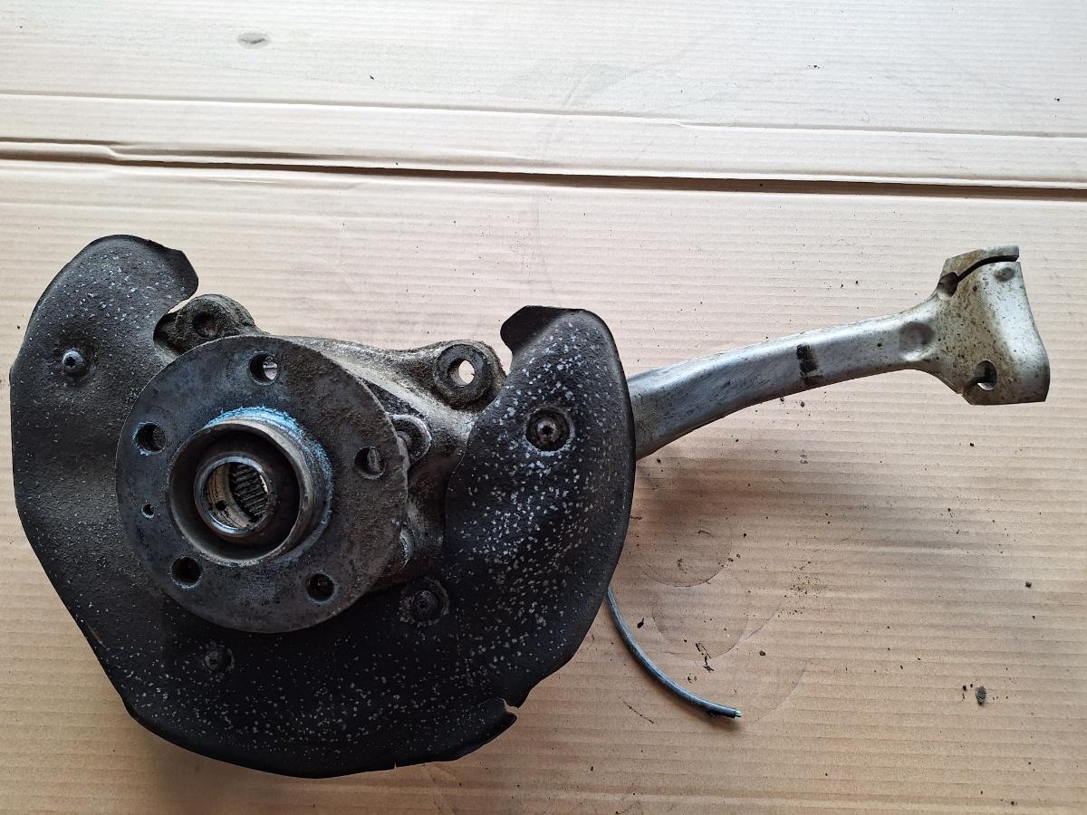 Fuzeta fata dreapta AUDI A4 IV Avant 8K5, B8 2007 - 2015 8K0407254R