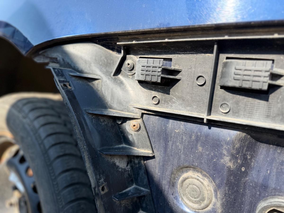 Suport bara spate stanga spate VOLKSWAGEN PASSAT 3B3 2000 - 2005 1.9 TDI AVF, AWX 3B5807393C