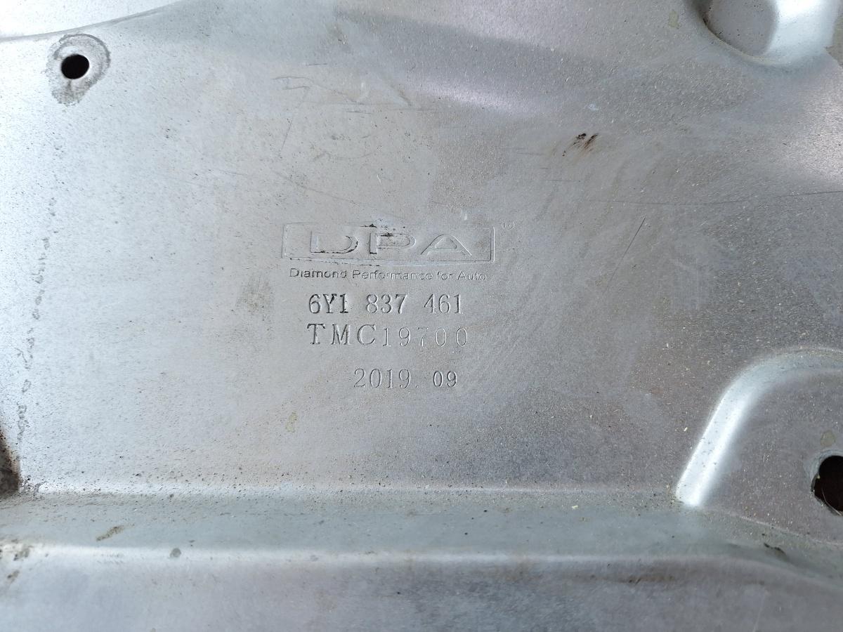Macara geam stanga fata SKODA FABIA Combi 6Y5 2000 - 2007 1.2 AZQ, BME 6Y1837461