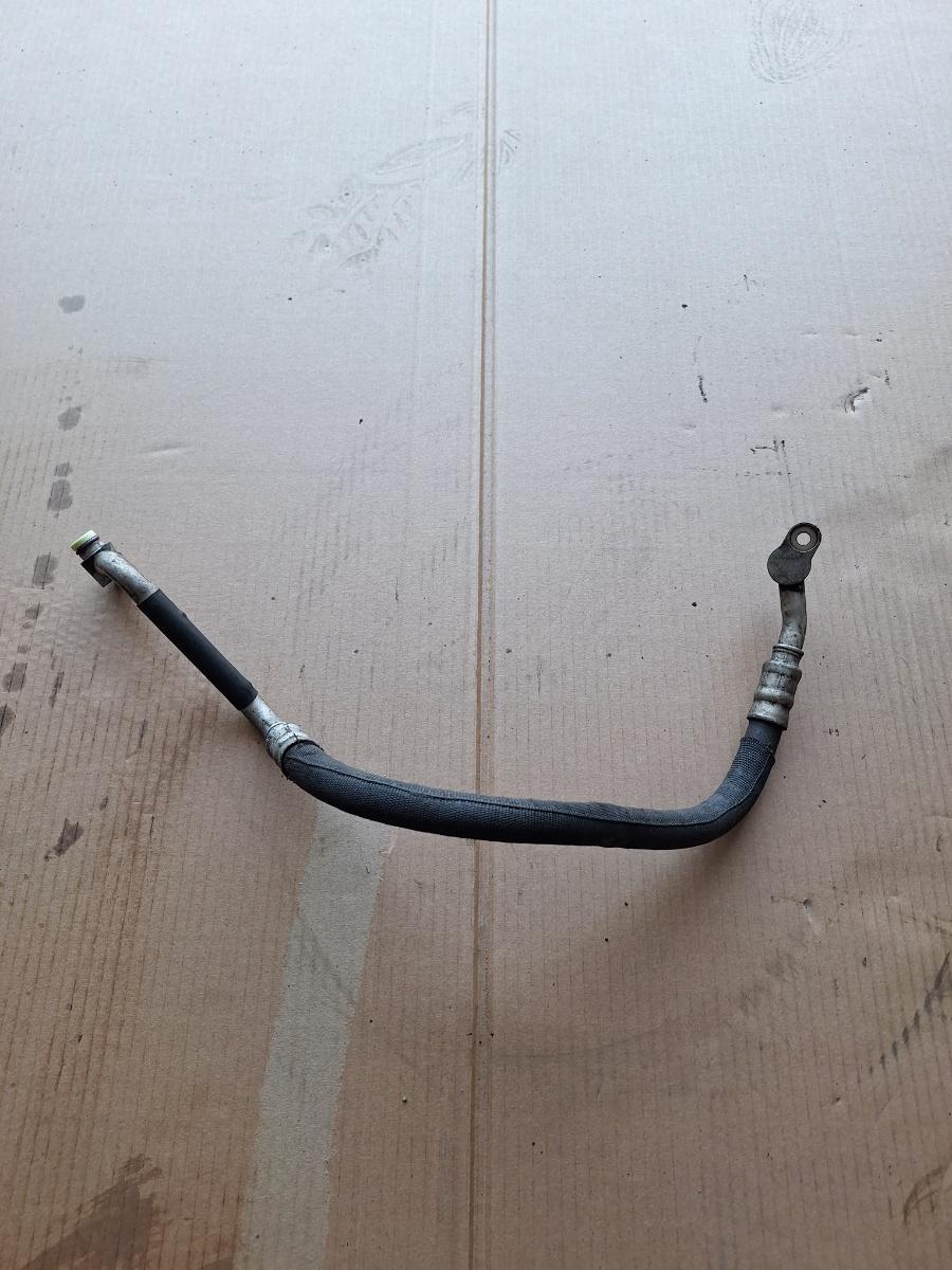 Conducta AC compresor - radiator AUDI A4 IV Avant 8K5, B8 2007 - 2015 2.0 TDI CAGA, CJCA, CMEA, CMFA 8K0260701
