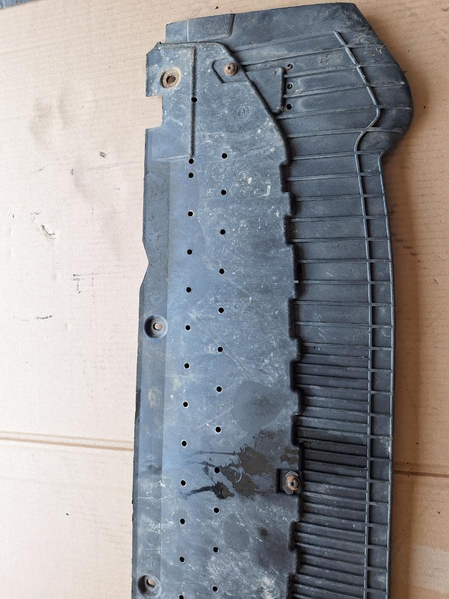 Scut de protectie bara fata AUDI A4 IV Avant 8K5, B8 2007 - 2015 8K0807233