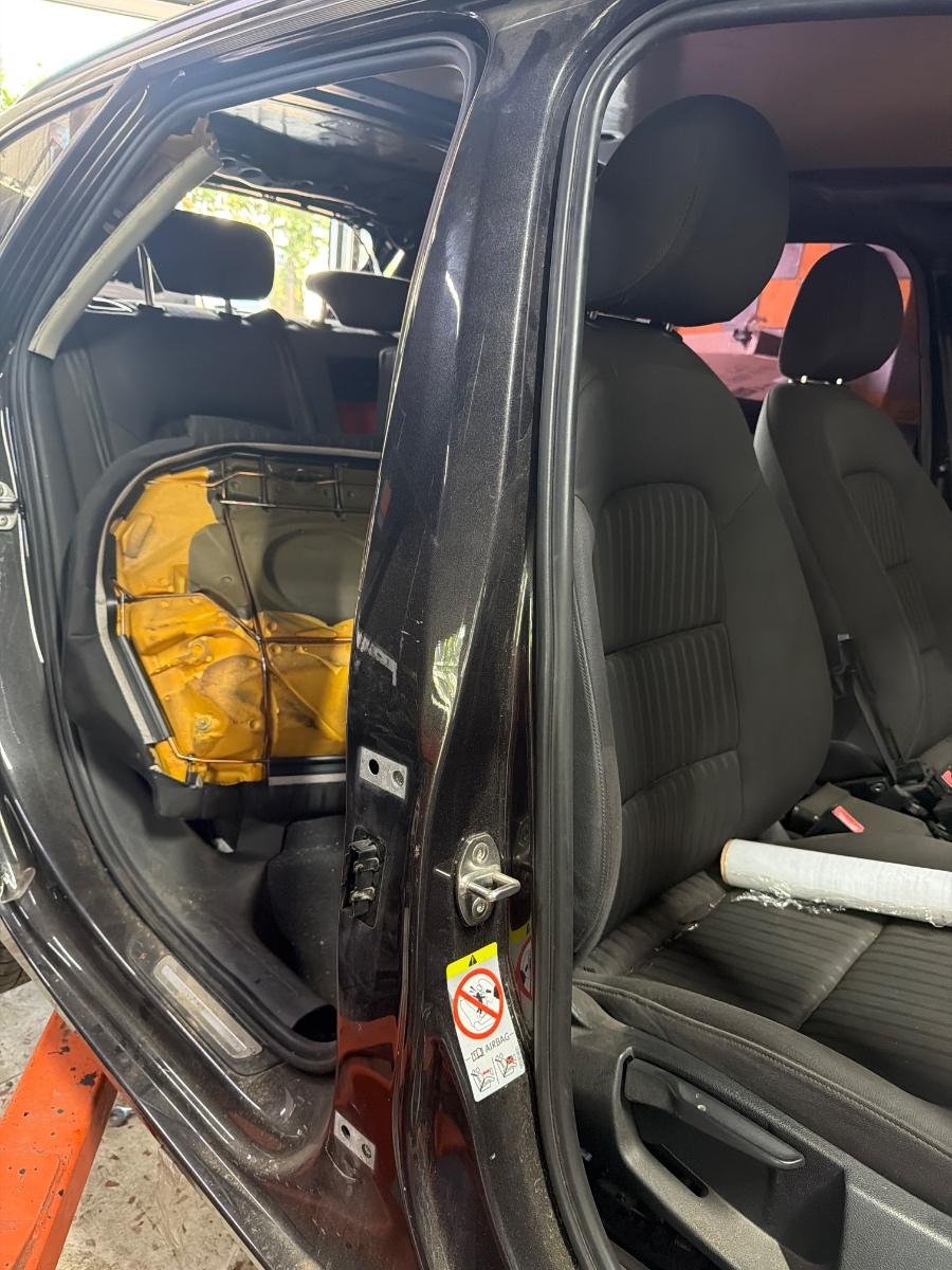 Stalp caroserie B dreapta AUDI A4 IV Avant 8K5, B8 2007 - 2015