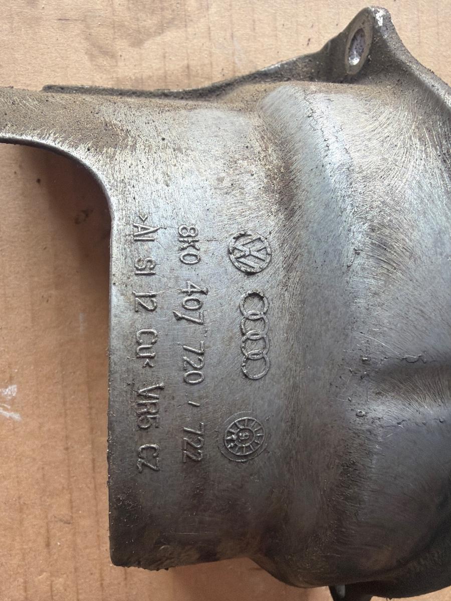 Scut de protectie planetara fata AUDI A4 IV Avant 8K5, B8 2007 - 2015 2.0 TDI CAGA, CJCA, CMEA, CMFA 8K0407720