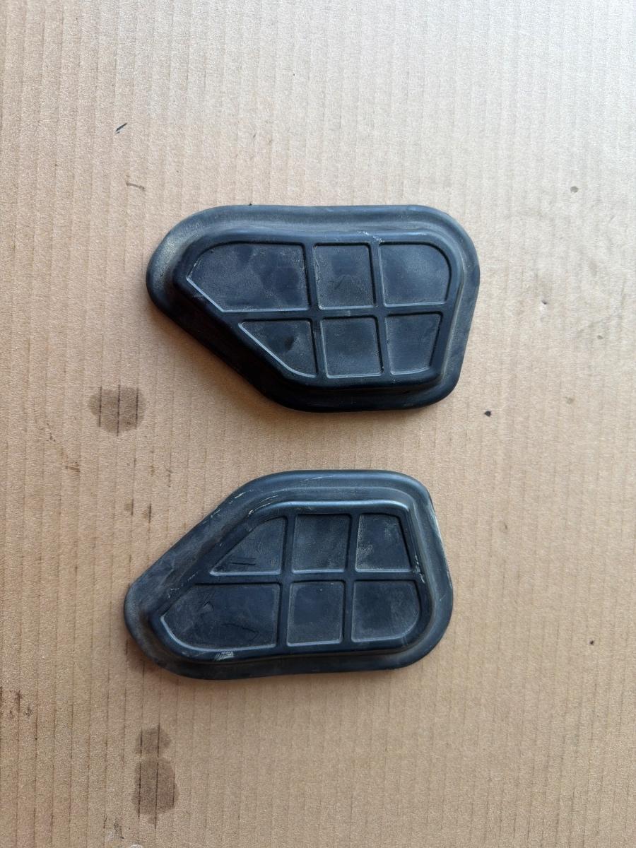 Protectie anti-praf amortizor AUDI A4 IV Avant 8K5, B8 2007 - 2015 2.0 TDI CAGA, CJCA, CMEA, CMFA 8K0803594 8K0803593