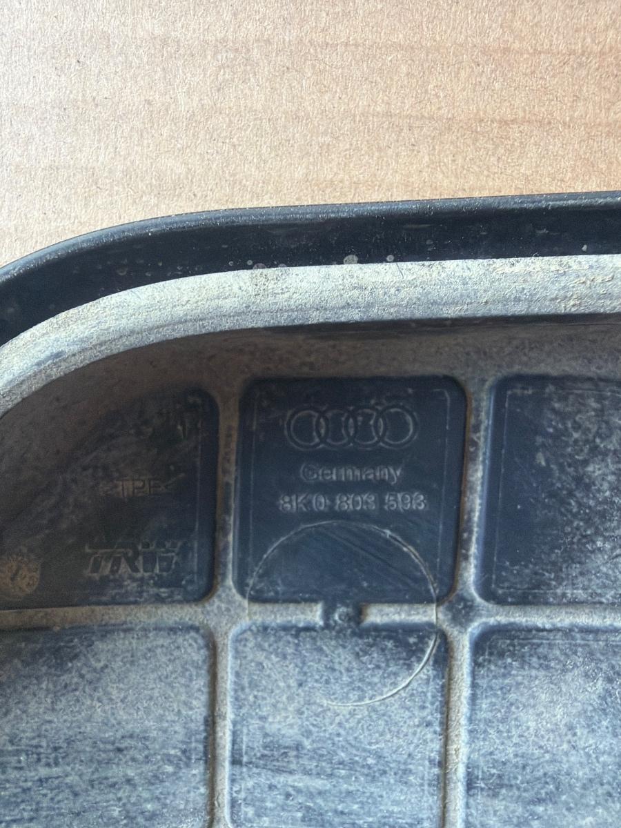 Protectie anti-praf amortizor AUDI A4 IV Avant 8K5, B8 2007 - 2015 2.0 TDI CAGA, CJCA, CMEA, CMFA 8K0803594 8K0803593