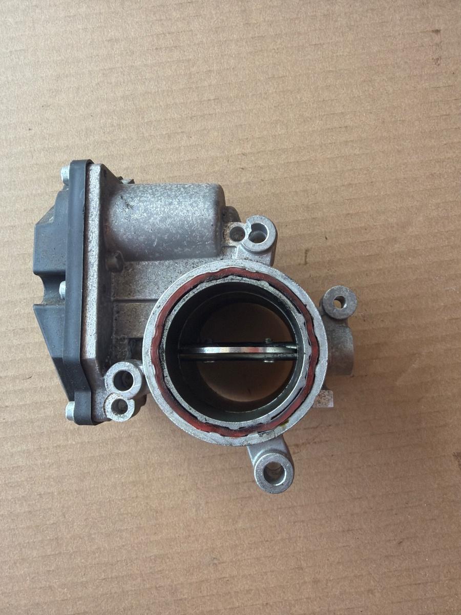 Clapeta de acceleratie electrica AUDI A4 IV Avant 8K5, B8 2007 - 2015 2.0 TDI CAGA, CJCA, CMEA, CMFA AFTERMARKET