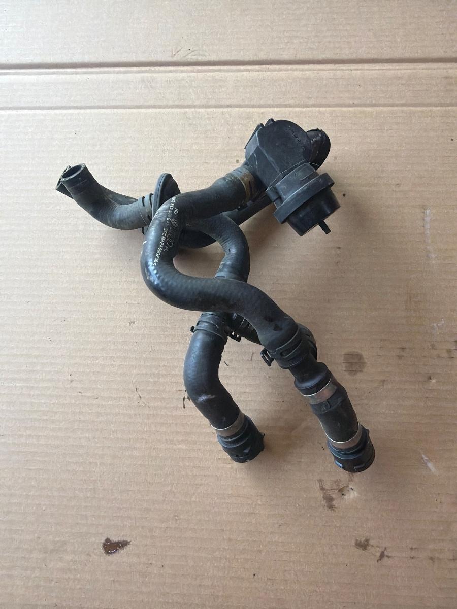 Furtunuri apa schimbator de caldura AUDI A4 IV Avant 8K5, B8 2007 - 2015 2.0 TDI CAGA, CJCA, CMEA, CMFA 8K0819334E