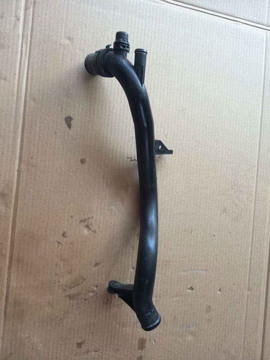 Conducta apa AUDI A4 IV Avant 8K5, B8 2007 - 2015 2.0 TDI CAGA, CJCA, CMEA, CMFA 03L121071V