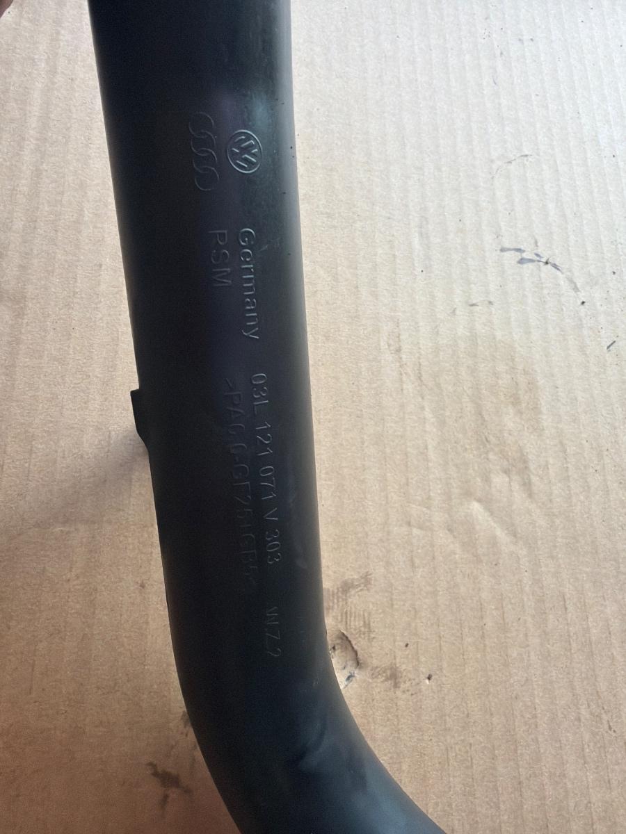 Conducta apa AUDI A4 IV Avant 8K5, B8 2007 - 2015 2.0 TDI CAGA, CJCA, CMEA, CMFA 03L121071V
