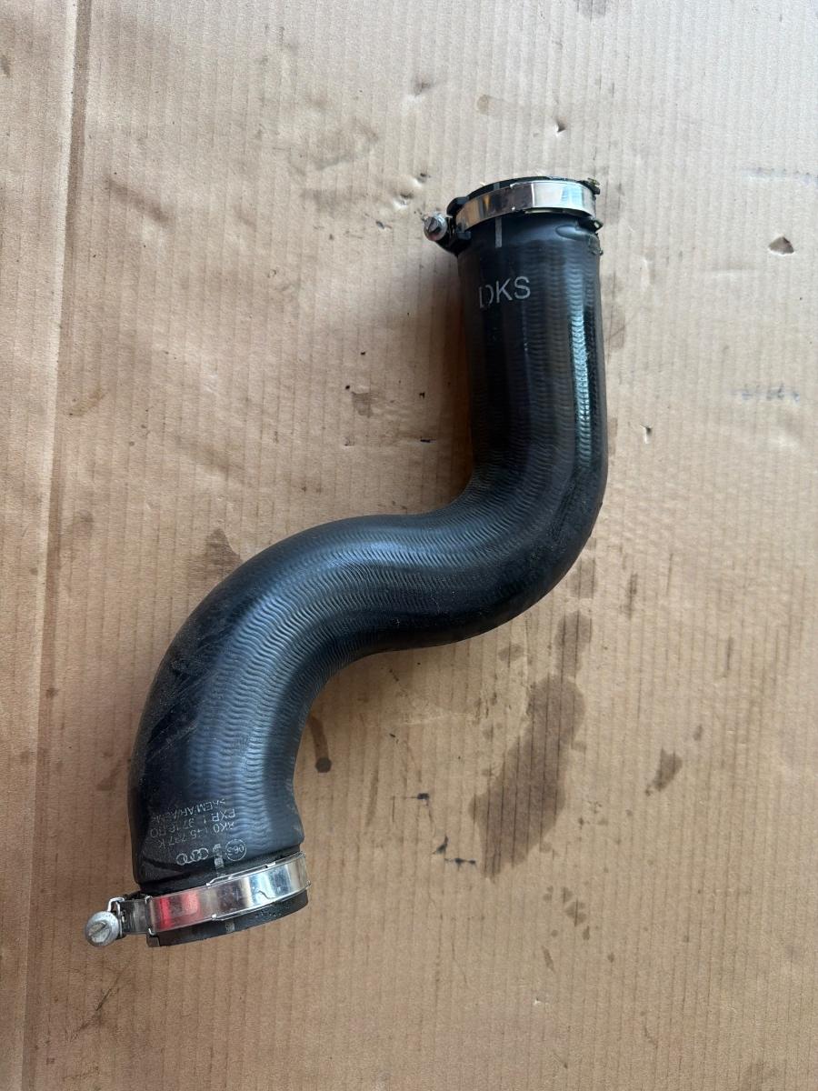 Furtun intercooler AUDI A4 IV Avant 8K5, B8 2007 - 2015 2.0 TDI CAGA, CJCA, CMEA, CMFA 8K0145737K