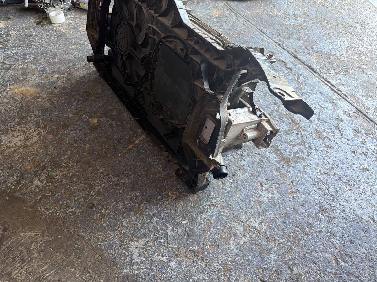 Trager complet cu radiatoare AUDI A4 IV Avant 8K5, B8 2007 - 2015