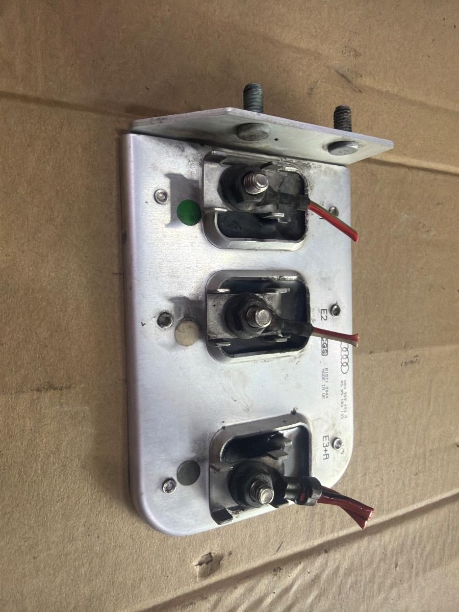 Releu electroventilator VOLKSWAGEN PASSAT 3B3 2000 - 2005 1.9 TDI AVF, AWX 8D0959493A