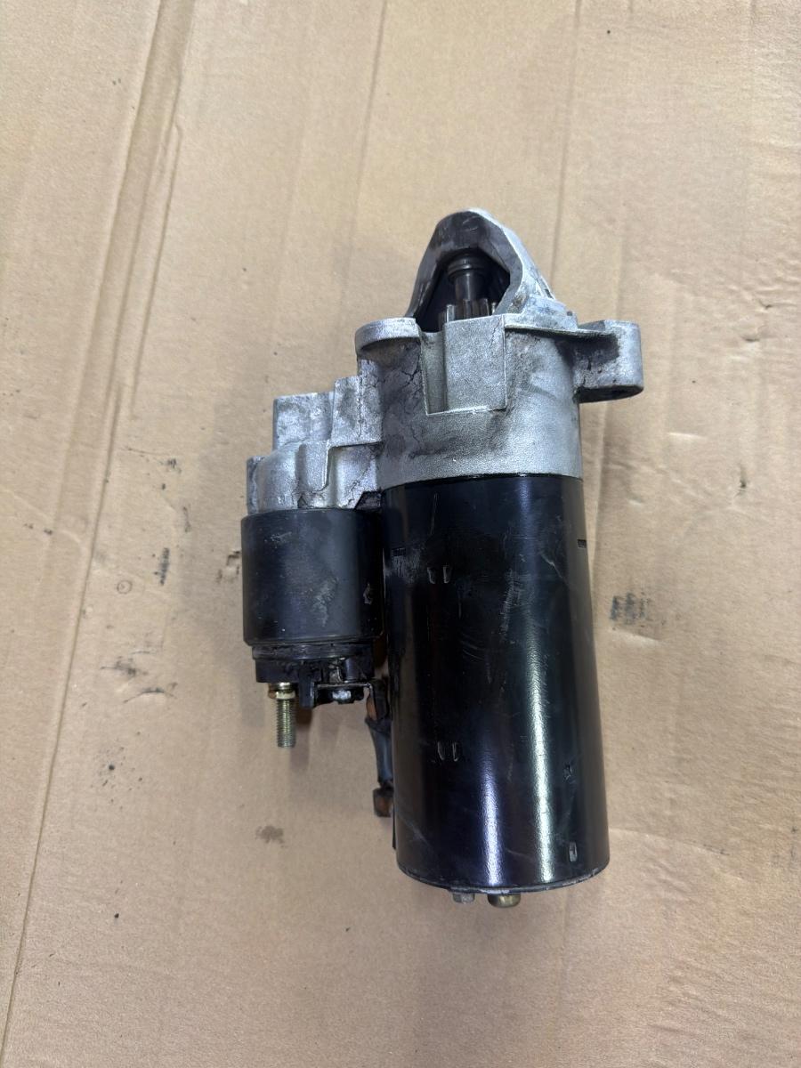 Electromotor VOLKSWAGEN PASSAT 3B3 2000 - 2005 1.9 TDI AVF, AWX BOSCH 078911023D