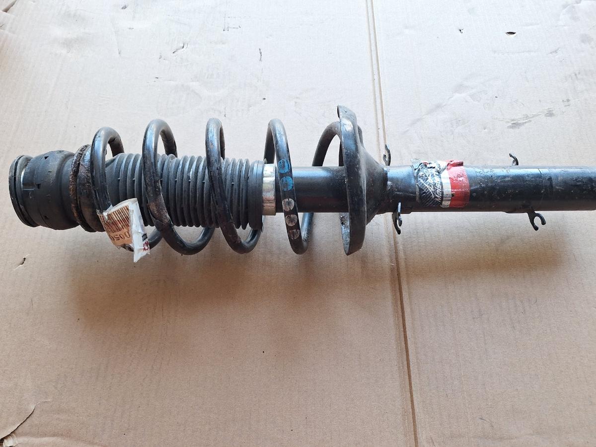 Amortizor cu arc fata VOLKSWAGEN GOLF IV 1J1 1997 - 2007 1.6 AEH, AKL, APF Meisterteile AZMT-42-085-0051