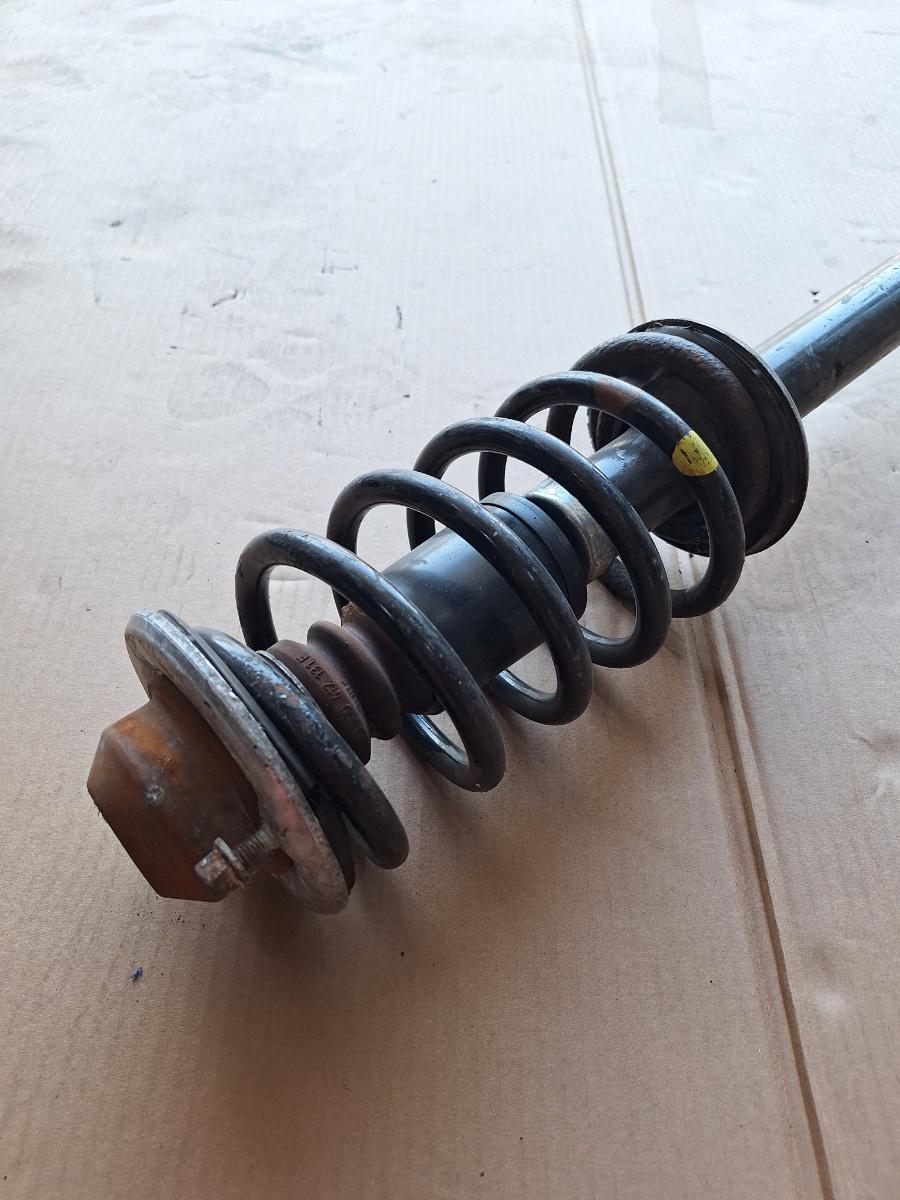 Amortizor cu arc fata VOLKSWAGEN PASSAT 3B3 2000 - 2005 1.9 TDI AVB ATEC 10691083 8D0411105AS