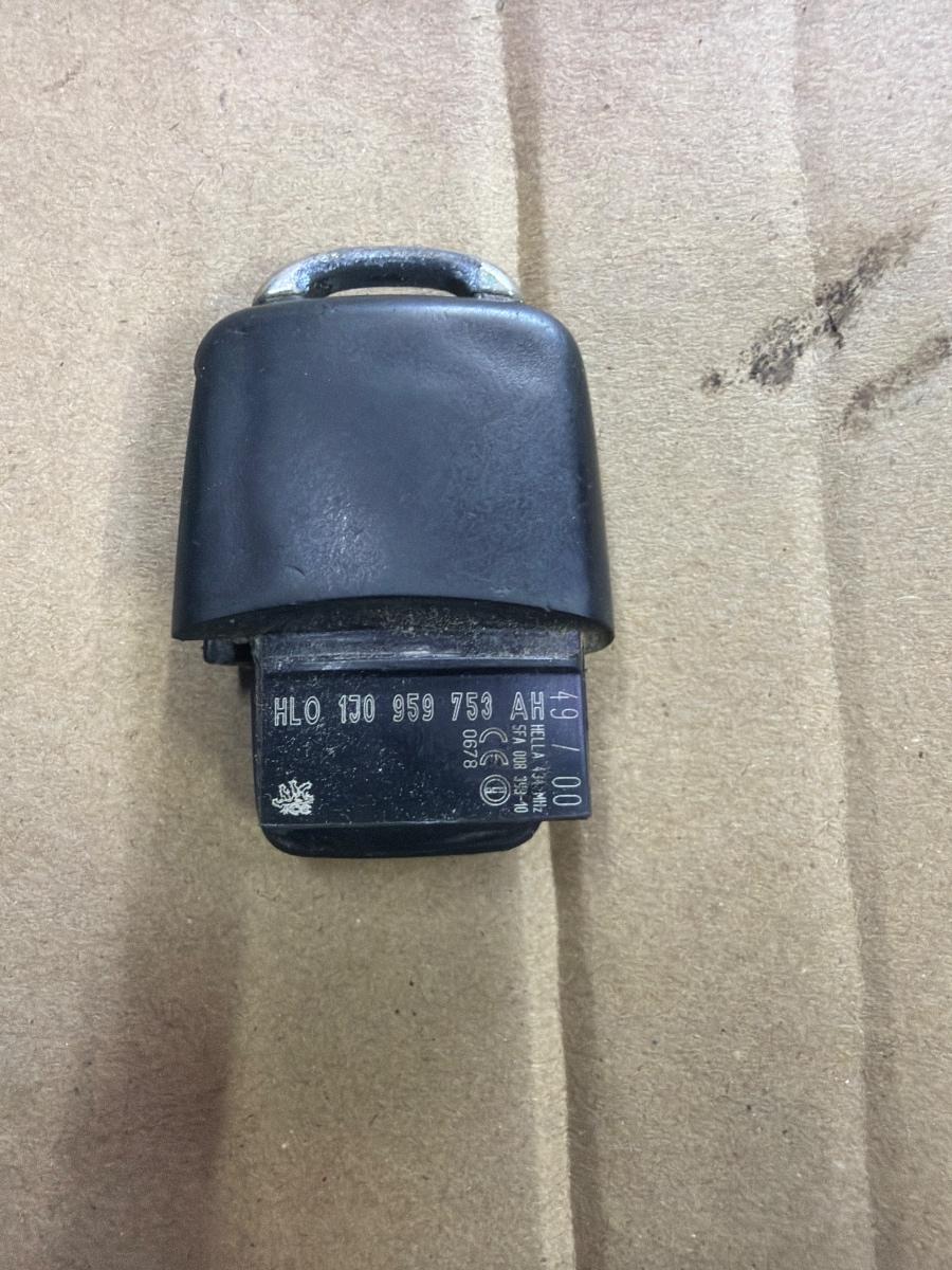 Telecomanda inchidere centralizata VOLKSWAGEN PASSAT 3B3 2000 - 2005 1.9 TDI AVF, AWX 1J0959753AH
