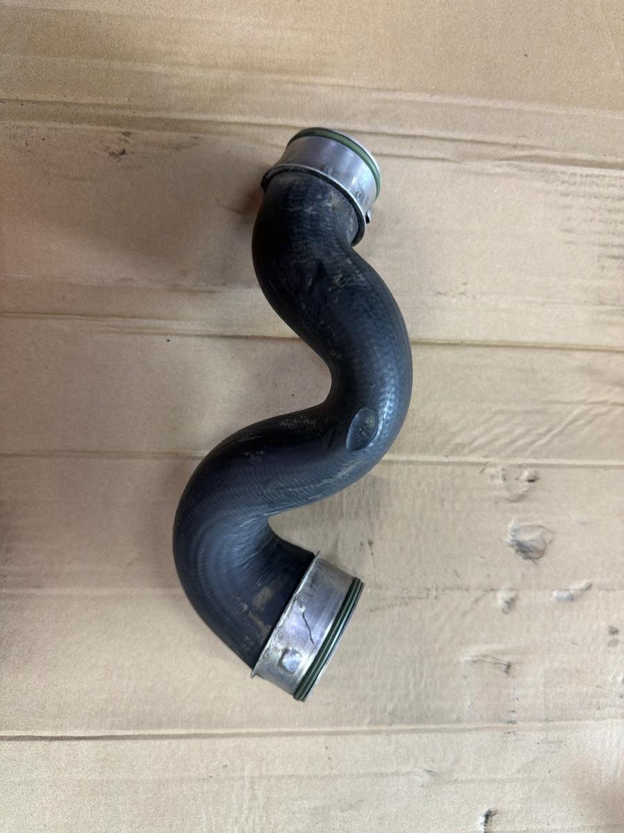 Furtun intercooler VOLKSWAGEN PASSAT 3B3 2000 - 2005 1.9 TDI AVF, AWX 3B0145828G