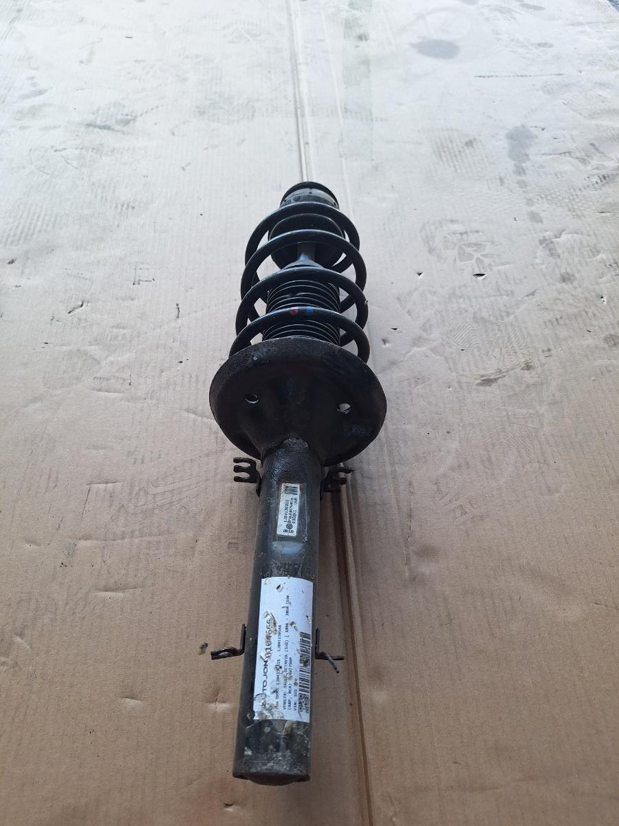 Amortizor fata SKODA OCTAVIA 1U2 1996 - 2010 1.4 16V AXP, BCA 1J0413031S