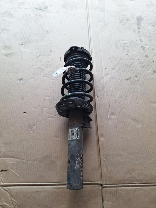 Amortizor fata cu arc elicoidal VOLKSWAGEN PASSAT 362 2010 - 2014 2.0 TDI CFFB 3C0413031AQ