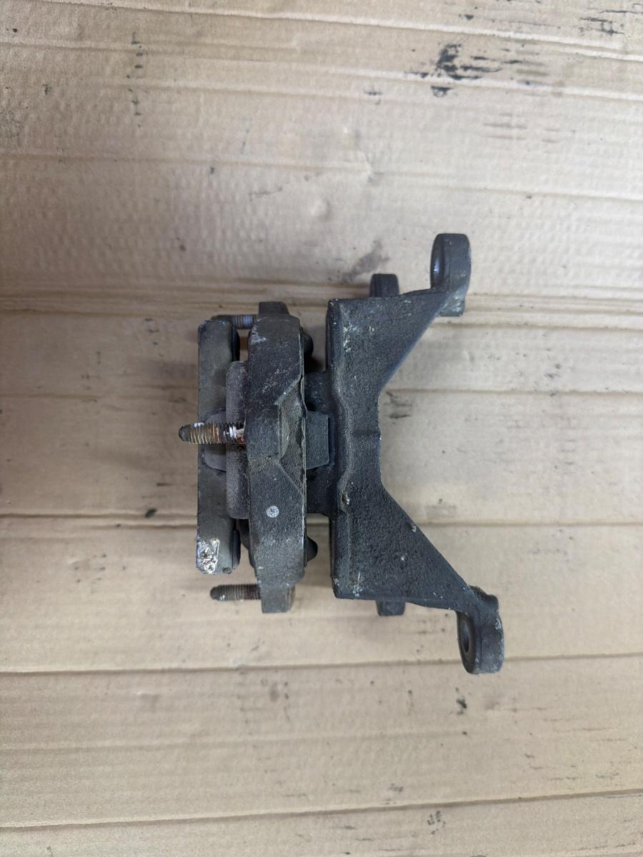 Suport tampon cutie de viteze AUDI A4 IV Avant 8K5, B8 2007 - 2015 2.0 TDI CAGA, CJCA, CMEA, CMFA 8K0399151