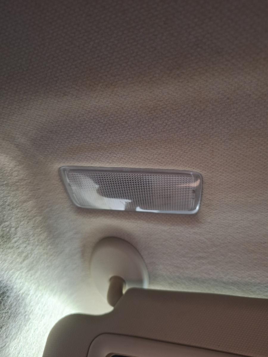 Lampa interioara habitaclu TOYOTA COROLLA _E21_ 2018 -> 1.8 Hybrid 2ZR-FXE