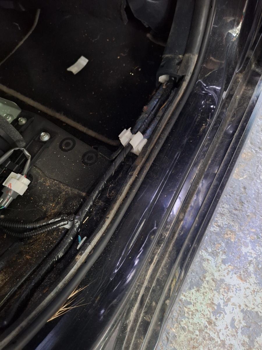 Cheder portiera spate (pe caroserie) dreapta TOYOTA COROLLA _E21_ 2018 -> 1.8 Hybrid 2ZR-FXE