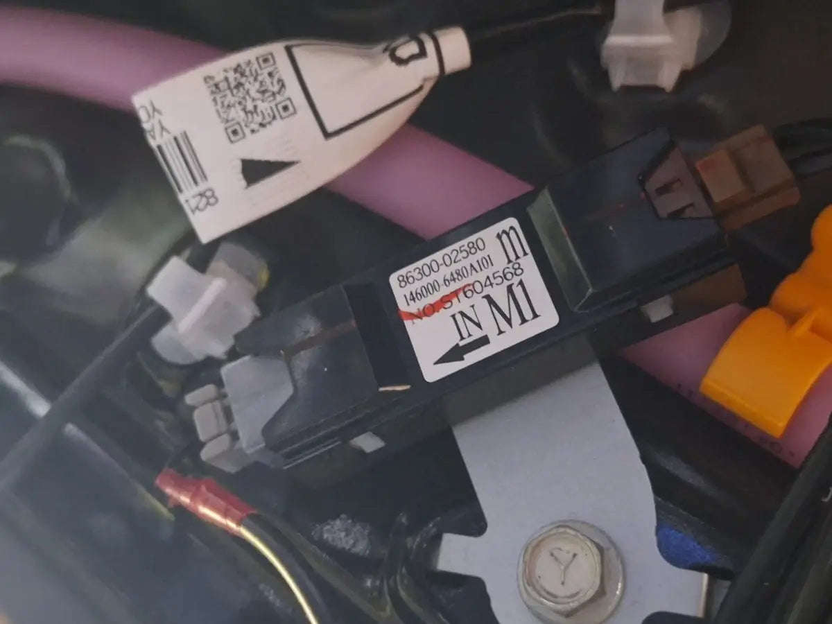Amplificator semnal antena TOYOTA COROLLA _E21_ 2018 -> 1.8 Hybrid 2ZR-FXE 8630002580 86300-02580