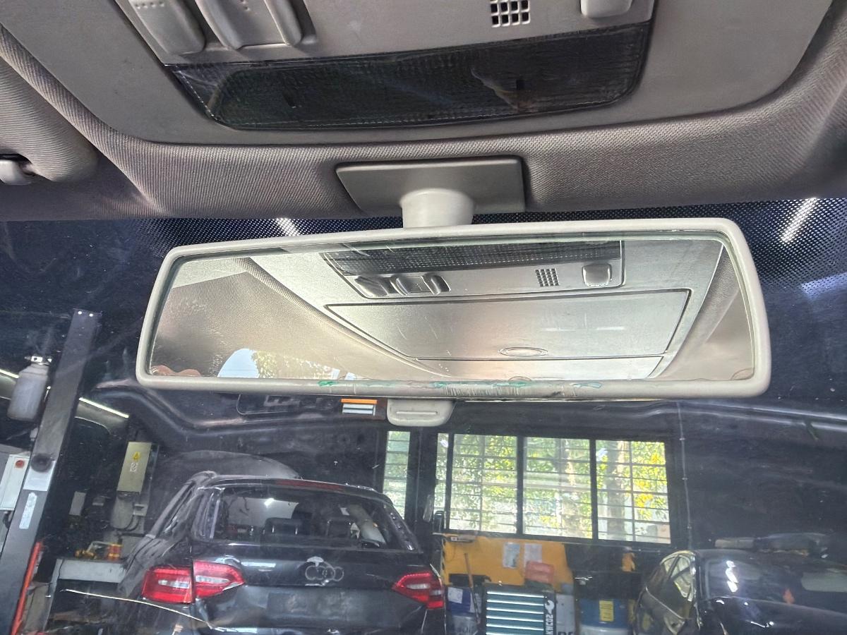 Oglinda Retrovizoare (interior) VOLKSWAGEN TOURAN 1T1, 1T2 2003 - 2010 2.0 TDI 16V BKD