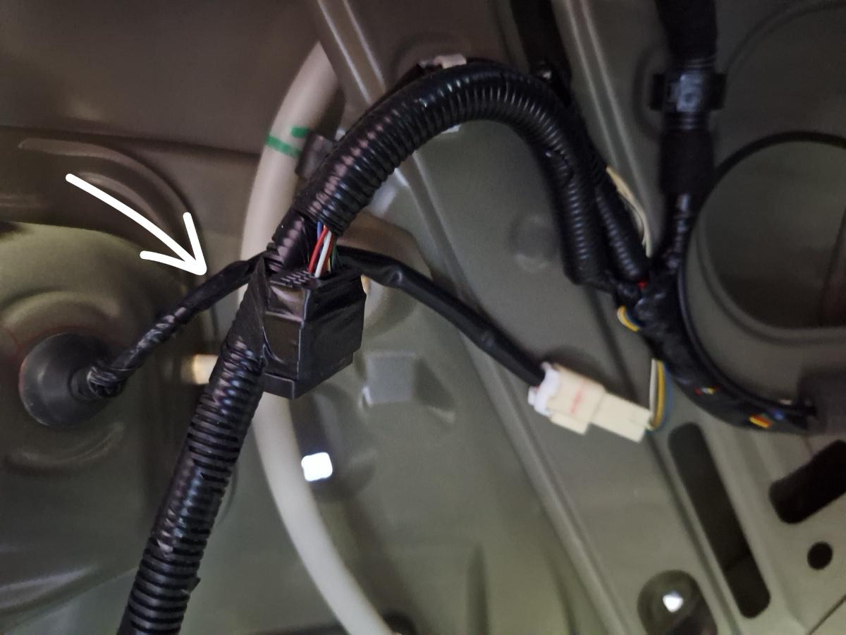Instalatie electrica de la bara spate TOYOTA COROLLA _E21_ 2018 -> 1.8 Hybrid 2ZR-FXE