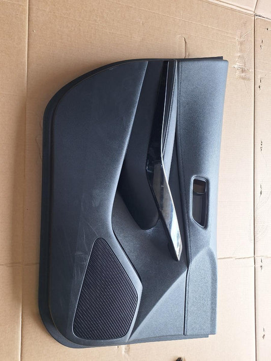 Tapiterie panou portiera fata stanga TOYOTA COROLLA _E21_ 2018 -> 1.8 Hybrid 2ZR-FXE 67061-0Z830-C1
