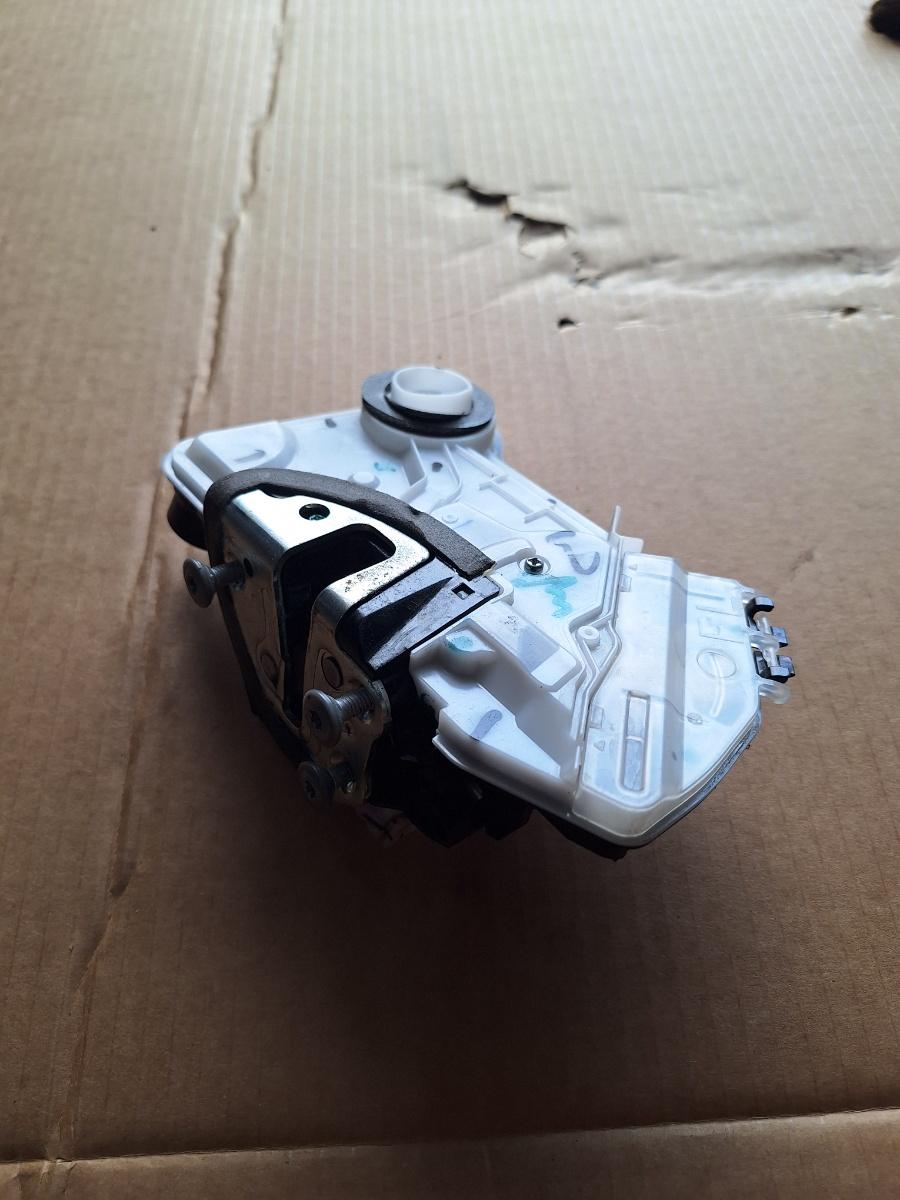 Broasca usa stanga fata TOYOTA COROLLA _E21_ 2018 -> 1.8 Hybrid 2ZR-FXE