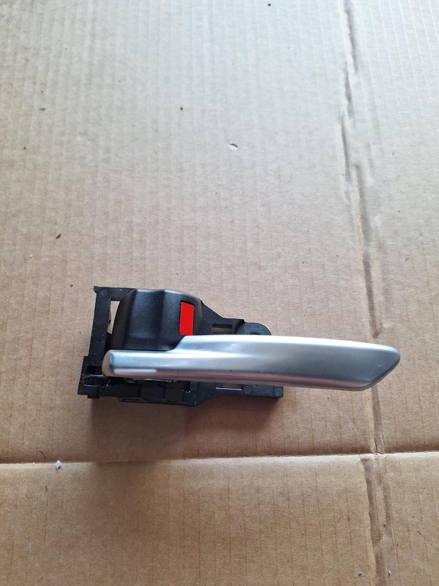 Maner interior portiera fata stanga TOYOTA COROLLA _E21_ 2018 -> 1.8 Hybrid 2ZR-FXE 69274-02190