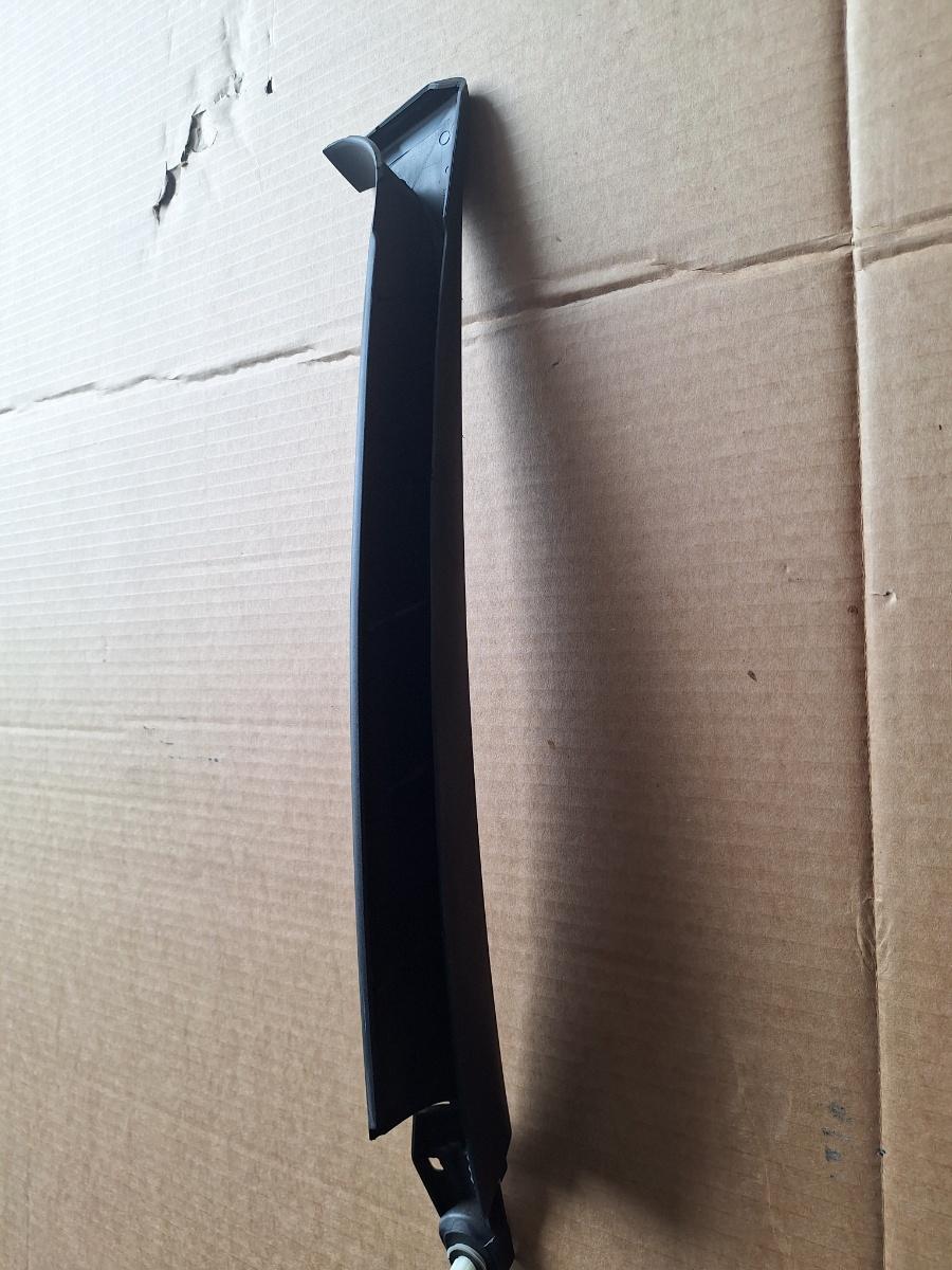 Ornament portiera fata stanga TOYOTA COROLLA _E21_ 2018 -> 1.8 Hybrid 2ZR-FXE 67664-02030