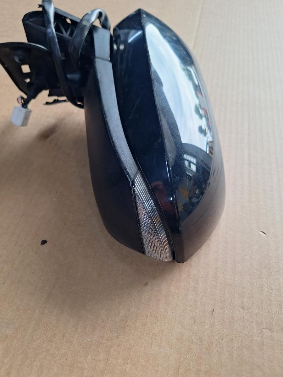 Oglinda portiera fata stanga defecta - avariata - cu side asist si rabatare electrica TOYOTA COROLLA _E21_ 2018 - 2025
