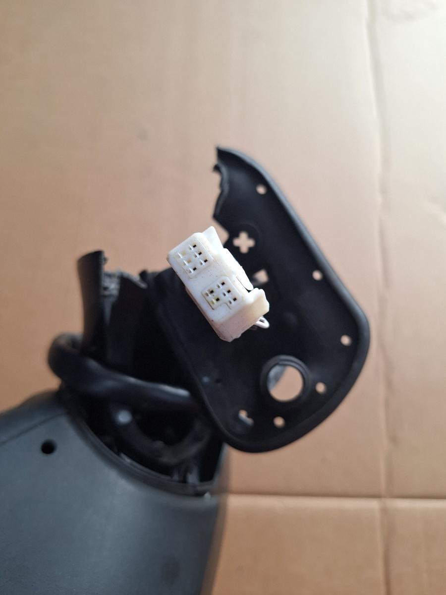 Oglinda portiera fata stanga defecta - avariata - cu side asist si rabatare electrica TOYOTA COROLLA _E21_ 2018 - 2025