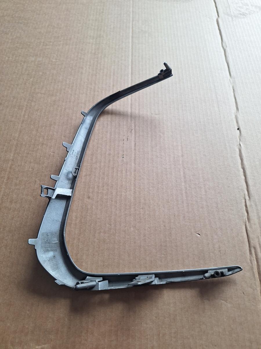 Ornament imbinare bara fatastanga TOYOTA COROLLA _E21_ 2018 -> 1.8 Hybrid 2ZR-FXE 52126-02380